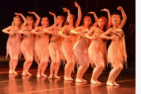 У Луцьку в межах фестивалю "Стравінський та Україна" показали балет "Весна священна". Фото з сайту: http://www.volynpost.com