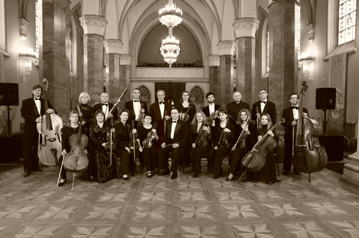 Академічний камерний оркестр Рівненської обласної філармонії. Фото з сайту http://organ.rv.ua
