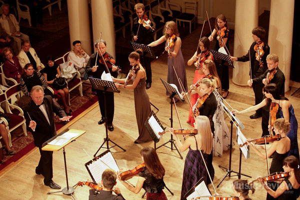 Концерт львівського камерного оркестру «Академія» під орудою Ігоря Пилатюка