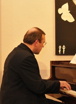 Віктор Заяць, фортепіано