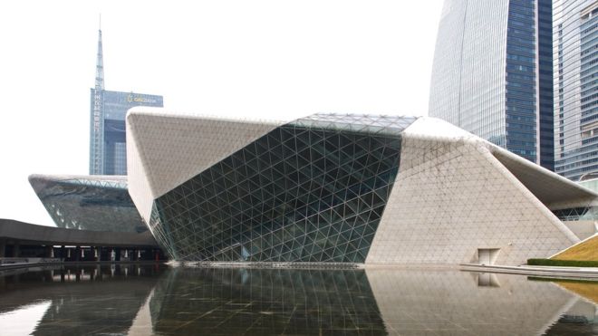 Оперний театр у Гуанчжоу