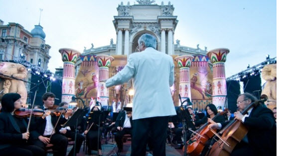 Перший міжнародний фестиваль мистецтв в Одеській опері. Фото з сайту: http://nodessa.com