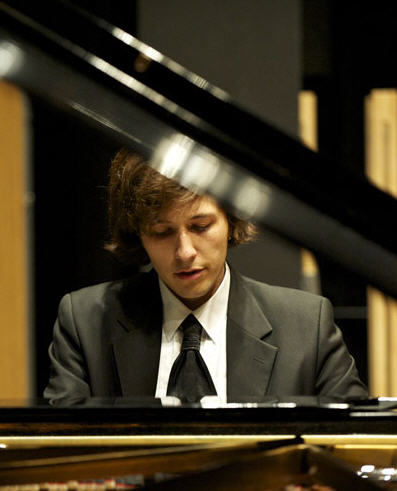 Олександр Перепелиця, фортепіано