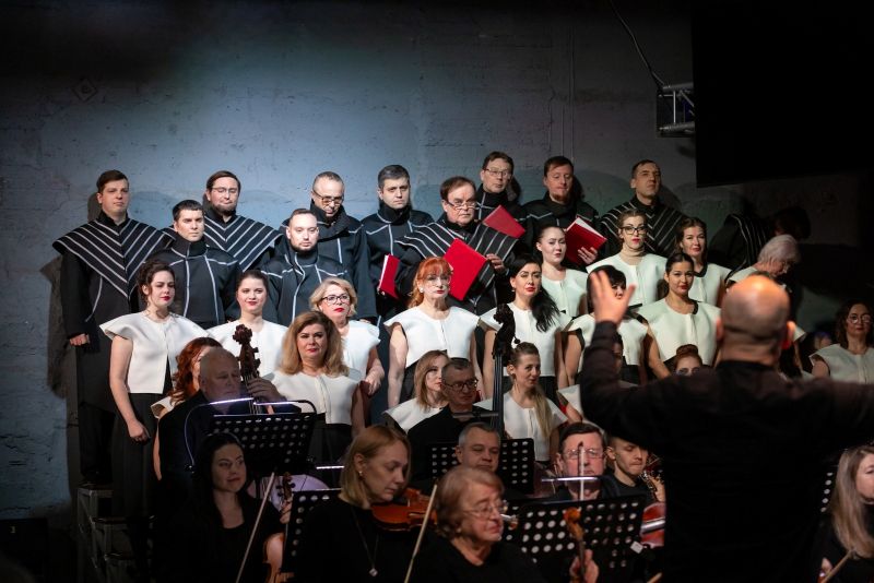 «Carmina Burana» - до  творчого ювілею головного хормейстера ХНАТОБу Олексія Чернікіна 
