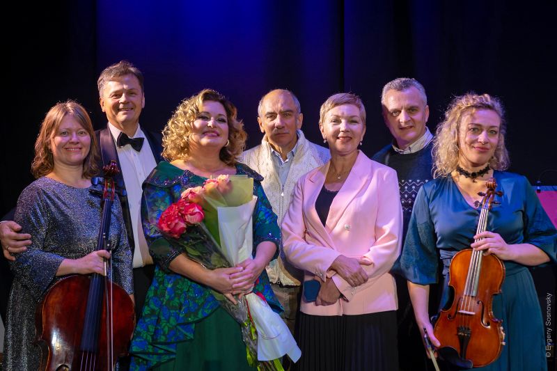 «МИ Є, ДОПОКИ СВІТОМ ПРАВИТЬ МУЗИКА!»