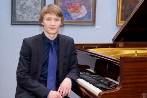 Піаніст Костянтин Товстуха переміг на VI-му Міжнародному конкурсу в Казахстані