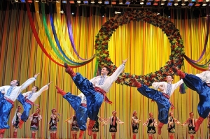 Національний заслужений академічний ансамбль танцю України імені Павла Вірського оголошує проведення конкурсу на заміщення вакантних посад