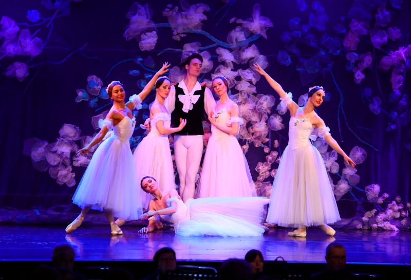 «Шопеніана» - балетно-поетичні роздуми