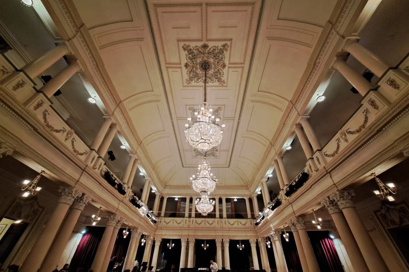 Тільки  в Києві. Ретро-вечірка