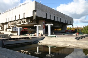 Харківська опера планує оцифрувати 400 годин відео зі свого архіву: що зможуть побачити глядачі 