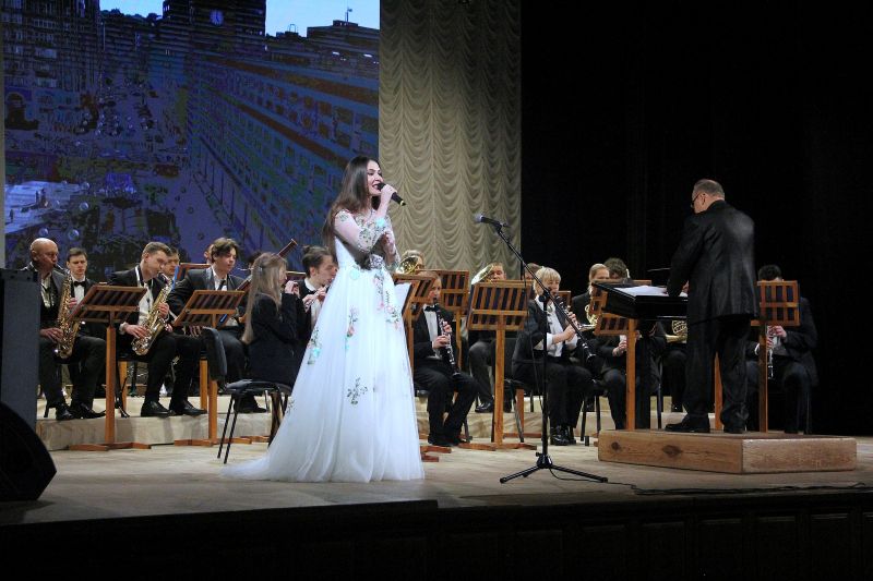 Духовий оркестр Чернігівського обласного філармонійного центру