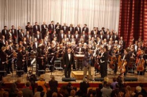 Станислав Зубицкий дал концерт в сопровождении Запорожского академического симфонического оркестра