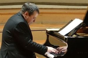 Украинский пианист Ботвинов закрепил в Берлине мировой рекор