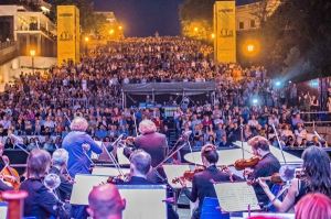 Концерт під відкритим небом на Потьомкінських сходах зібрав понад 10 тисяч глядачів 