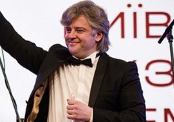 Ігор Пучков - диригент Національного ансамблю “Київські солісти”