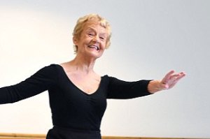 Британка здала іспит з балету в 80 років і встановила рекорд