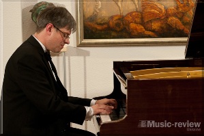 Піаніст Юрій Кот: академічній музиці доводиться боротися за своє існування