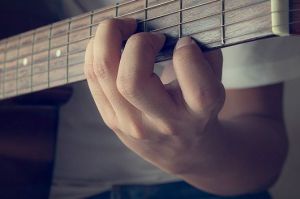 Чому музика торкається найглибших струн нашої душі?