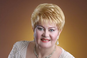 Безкоровайна Наталя Степанівна, заслужена артистка України, вокал 